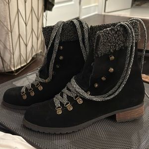 Winter boots